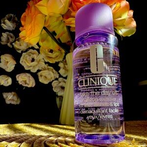 Clinique Purple Makeup Remover